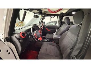 Jeep Wrangler 3.8 Rubicon Auto 147 kW (200 CV)