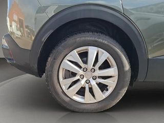 Peugeot 3008 PureTech 130 SANDS Active 96 kW (130 CV)