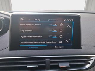 Peugeot 3008 PureTech 130 SANDS Active 96 kW (130 CV)