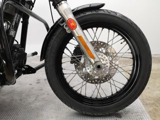 HARLEY DAVIDSON DYNA STREET BOB 2010 29563 kms.