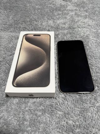 iPhone 15 Pro Max GRIS ESPACIAL