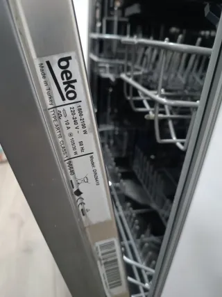 Lavavajillas integrable BEKO