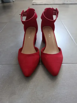 6 pares Sandalias Talla 39