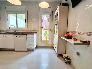 Casa adosada en venta en Olesa de Montserrat