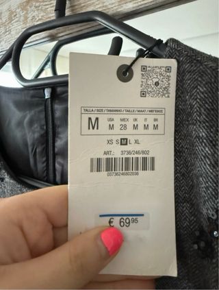 Vestido Zara gris con lentejuelas