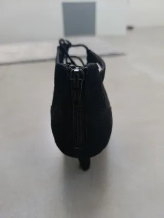 Zapatos de tacón negros, yo los usé para baile