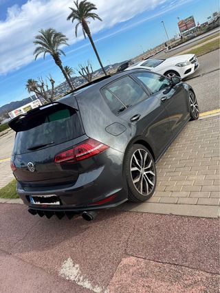 Volkswagen Golf 2014