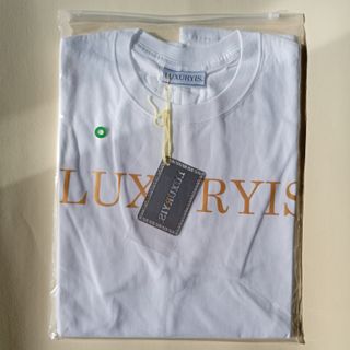 T-shirt "LUXURYIS." – 100% Cotone (140g)