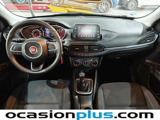 Fiat Tipo Sedan 1.4 Fire Lounge 70 kW (95 CV)