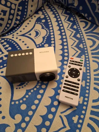 Proyector Prixton Cinema Mini 1080p