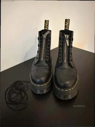 Botas Dr. Martens Talla 37 Cremallera