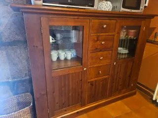 Muebles, lavadora y camas