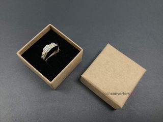 anillo oro 18k con piedra con diamante