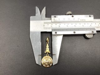 colgante oro 18k con piedra