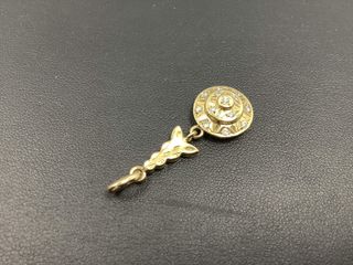 colgante oro 18k con piedra