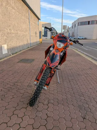 Moto enduro KTM 250 exc-f
