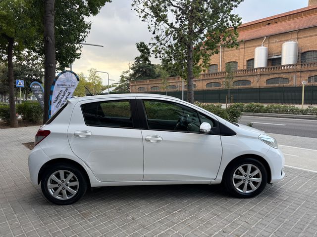 Toyota Yaris 2014