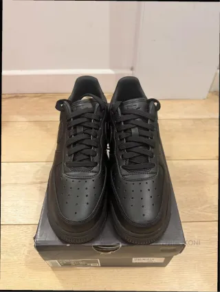 Nike Air Force 1 Talla 42 Negro