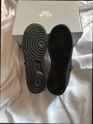 Nike Air Force 1 Negras Talla 38
