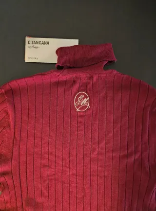 Jersey Bershka C. Tangana Cuello Alto Rojo