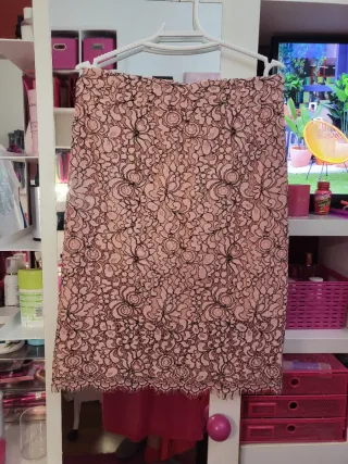 Conjunto top y falda encaje floral