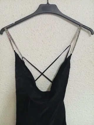 Vestido y chaqueta de encaje negro