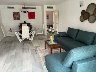 Piso en alquiler en Los Naranjos - Las Brisas en Marbella