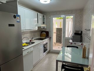 Piso en alquiler en Los Naranjos - Las Brisas en Marbella