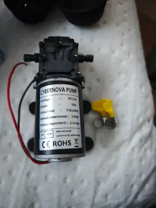 Bomba de agua CYBERNOVA 12V 120W