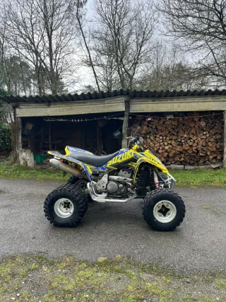 Suzuki LTZ 400 - Muy buen estado