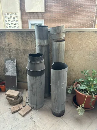 Tubos de chimenea metálicos
