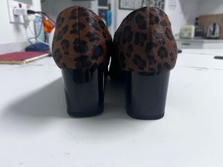 Zapatos Salón Animal Print Talla 40
