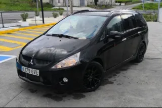 Mitsubishi Grandis 2010