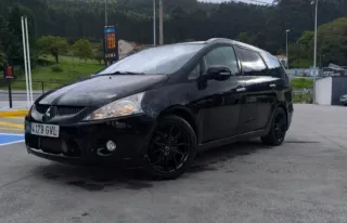 Mitsubishi Grandis 2010