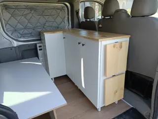 Opel Vivaro camperizada