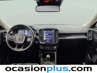 Volvo XC40 T2 Essential 95 kW (129 CV)