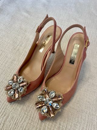 Zapatos Marian Tacon Bajo Pedreria Rosas