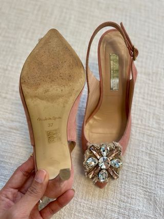 Zapatos Marian Tacon Bajo Pedreria Rosas