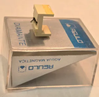 Aguja Tocadiscos Reulo ADC 220 Diamante