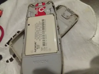 Nokia 3330 Beige/oro