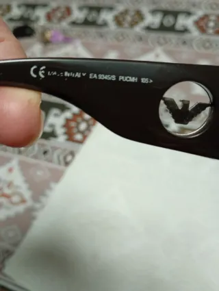 Gafas de sol Emporio Armani negras y grises