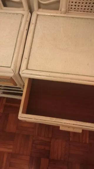 Comodini in rattan e cristallo