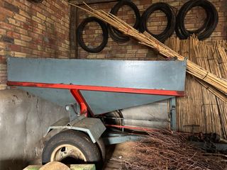 Abonadora de arrastre