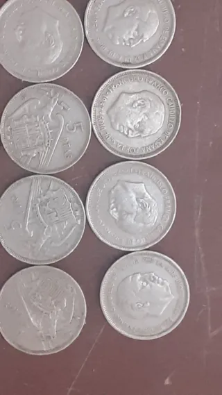 30 Monedas de 5 Pesetas