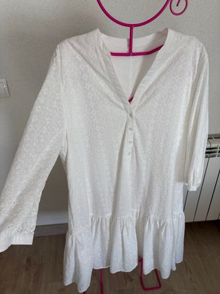 Vestido blanco bordado talla L