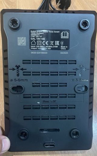 Cargador Bosch GAL 160 Professional