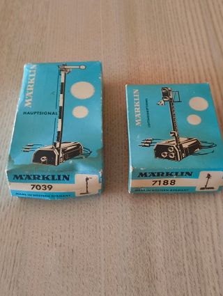 Semáforos Marklin 7039 y 7188