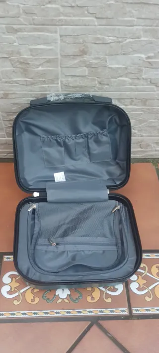 NECESER DE VIAJE KUKUXUMUSU 35x25x20 NUEVO