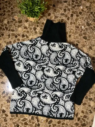 Jersey vintage cuello alto estampado paisley