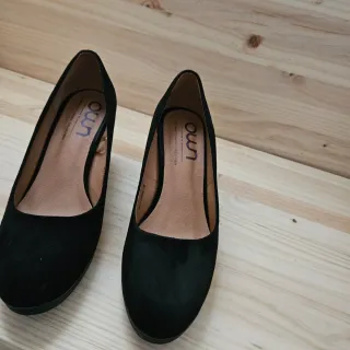 Zapatos de tacón negros talla 39